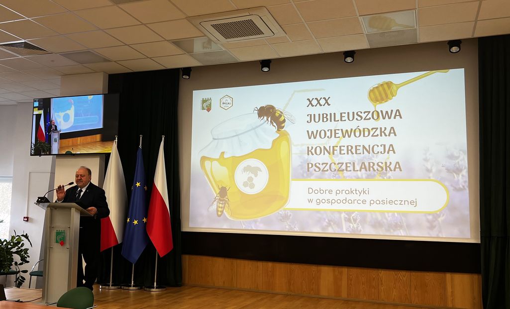 Relacja z XXX Jubileuszowej Wojewódzkiej Konferencji Pszczelarskiej w Karniowicach