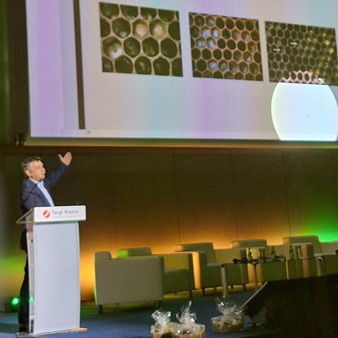 dr lek. Wet. Artur Arszułowicz