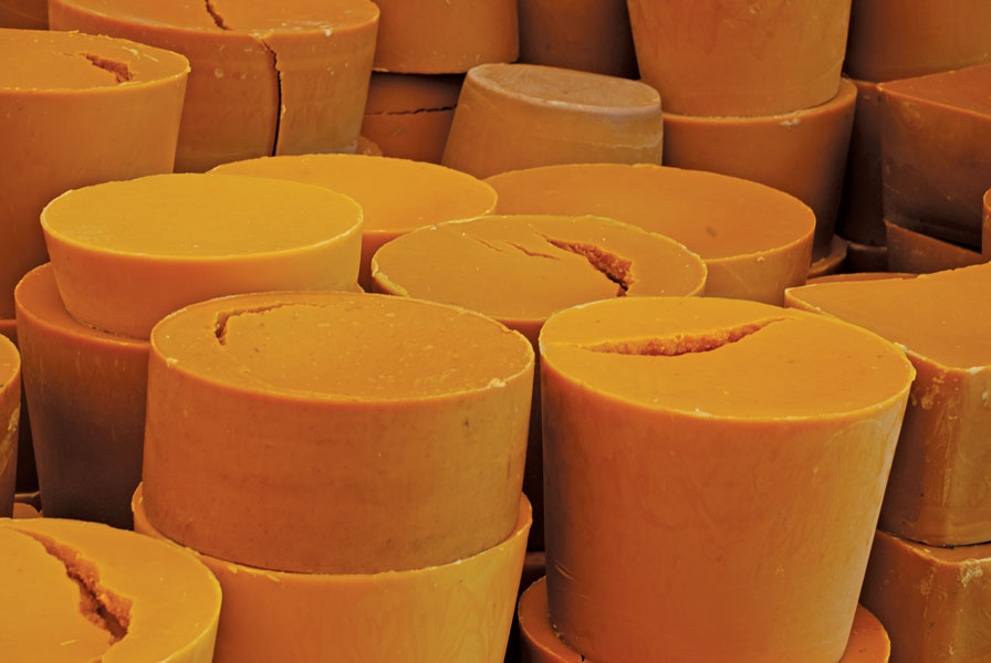 Wykorzystanie wosku pszczelego w lecznictwie, cz. 3.