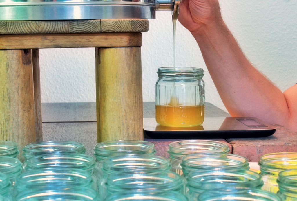 Szybsze i wygodniejsze rozlewanie miodu, cz. 1.