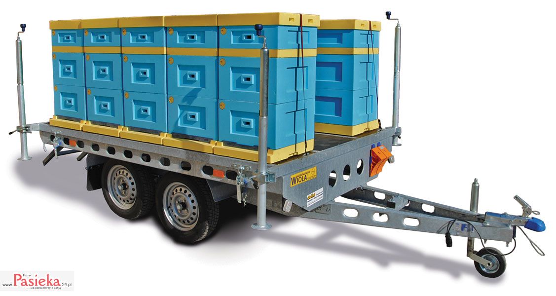 przyczepa z ulami