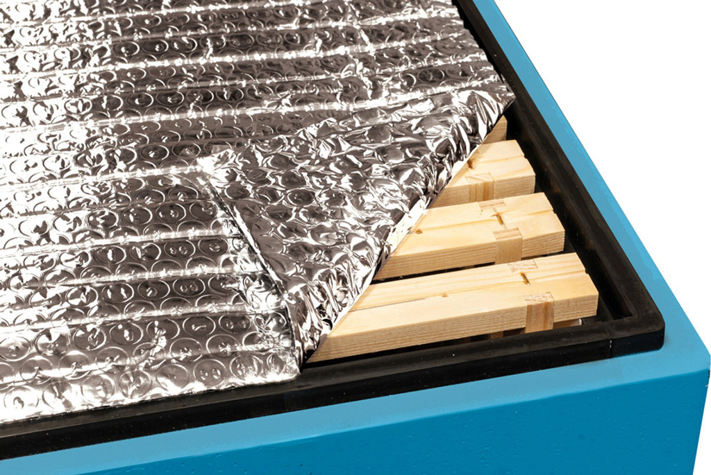 na zdjęciu maty izolujące na ulu styropianowym